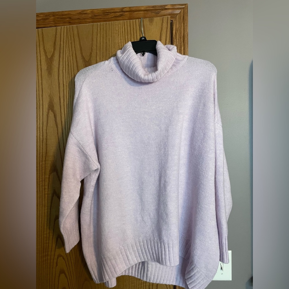 Plus size 1X, Lord, and Taylor, high low sweater